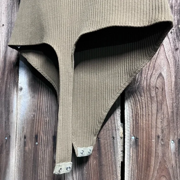 Good American Thong Tank Bodysuit Ribbed Khaki Forrest Green Brown High Leg Sz L - Picture 13 of 15